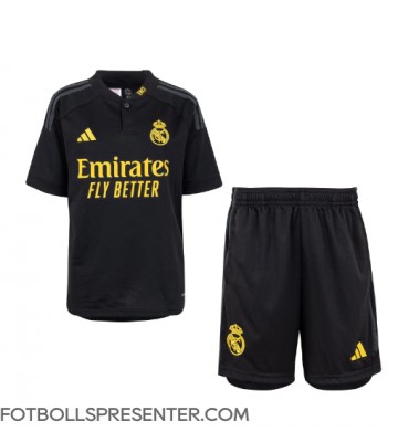 Real Madrid Tredje tröja Barn 2023-24 Kortärmad (+ korta byxor)